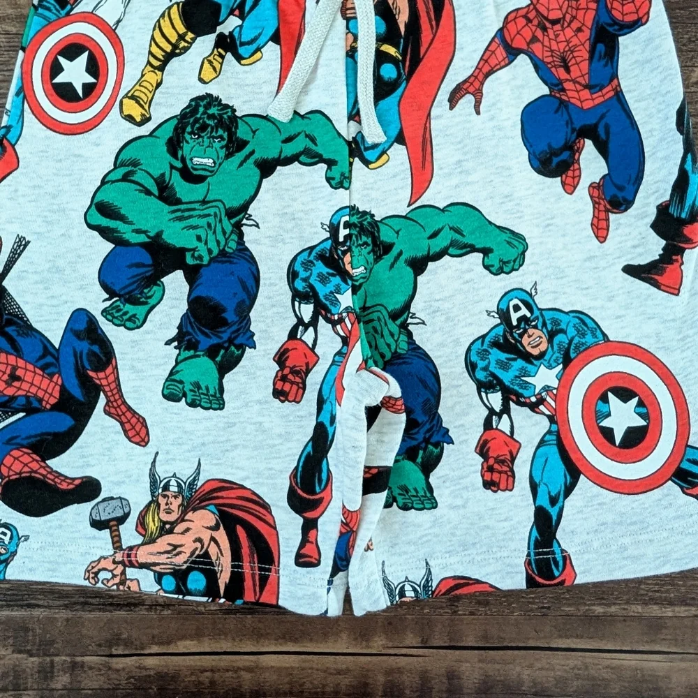 NWT H&M Marvel 2-Piece Set